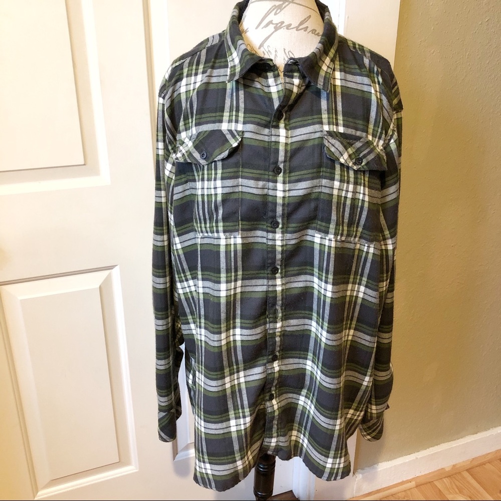 Craghoppers Plaid Flannel Button Down Shirt